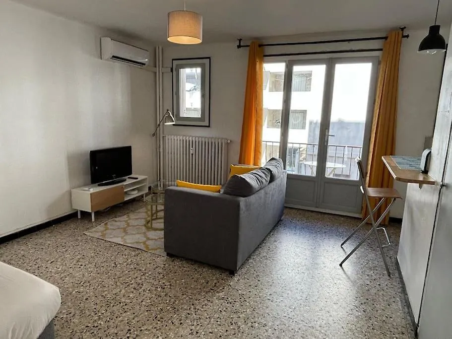 Studio Climatise - 3Min A Pied Gare Saint Charles - 15 Min A Pieds Du Vieux Port Marseille Apartment